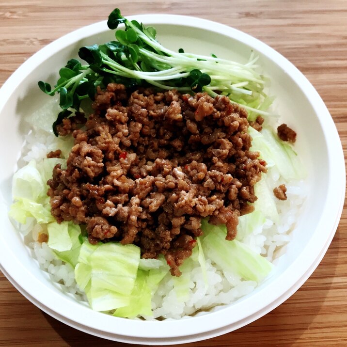 坦々丼